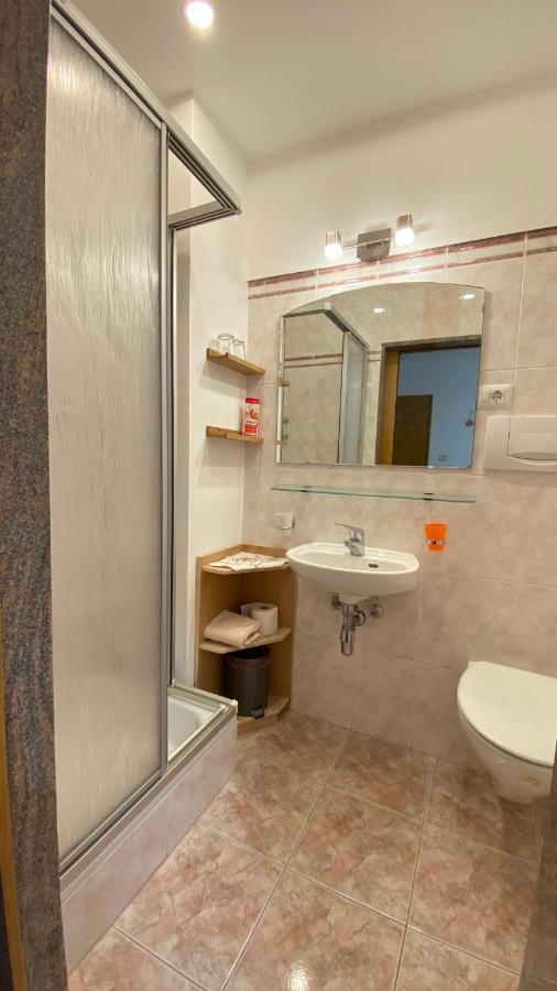 Haus Mairoesl Appartement Schlanders Buitenkant foto