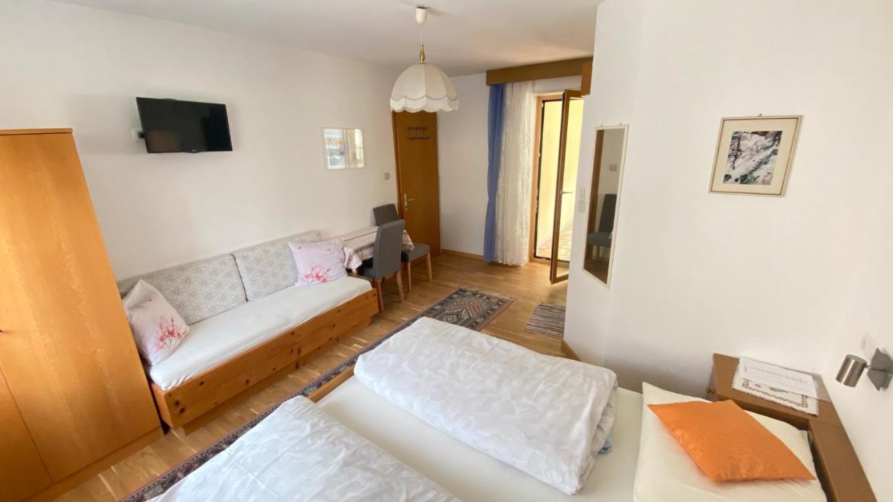 Haus Mairoesl Appartement Schlanders Buitenkant foto