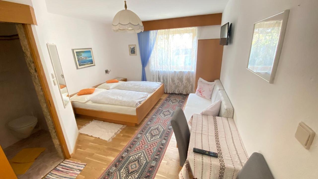 Haus Mairoesl Appartement Schlanders Buitenkant foto